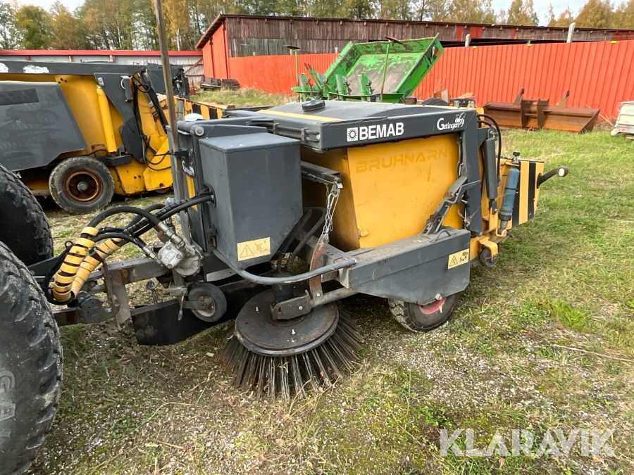 Bogserad sopmaskin Bemab G1