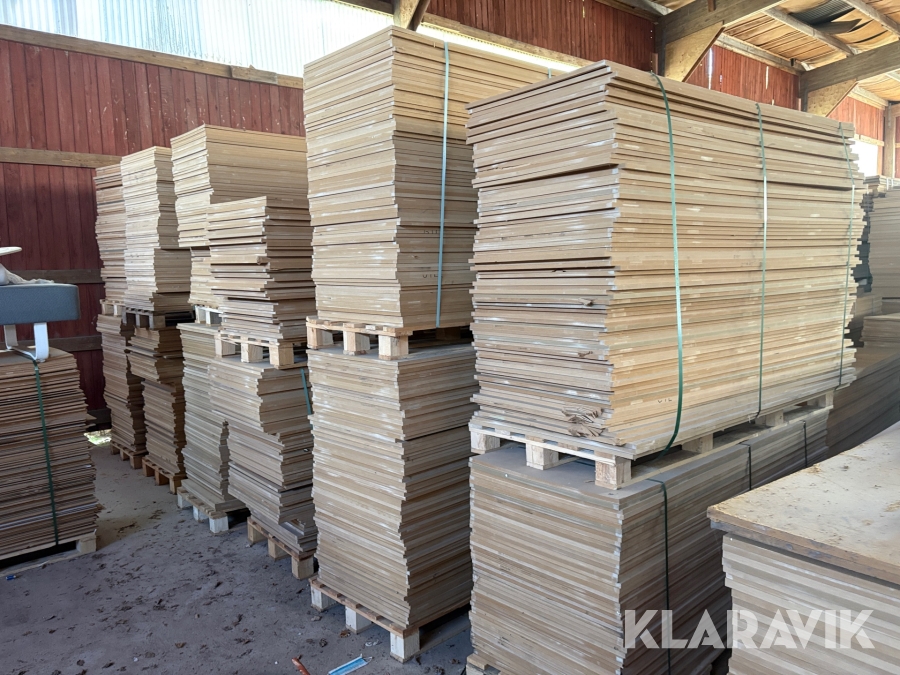 MDF-skivor 1950x750x20mm 10st pall