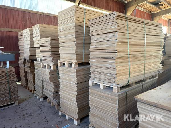 MDF-skivor 1950x750x20mm 10st pall