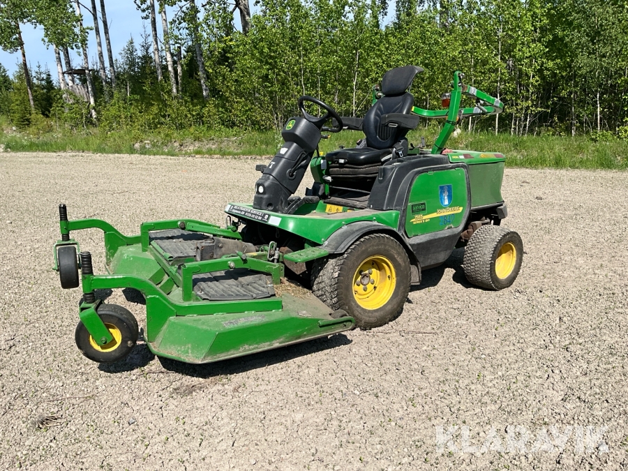 Åkgräsklippare John Deere 1565
