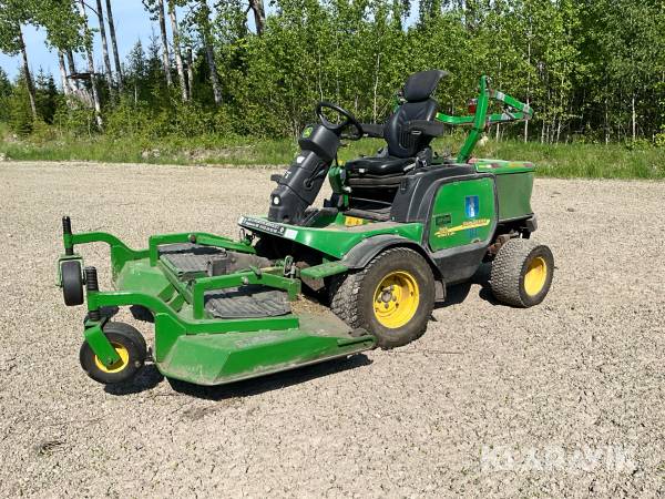 Åkgräsklippare John Deere 1565