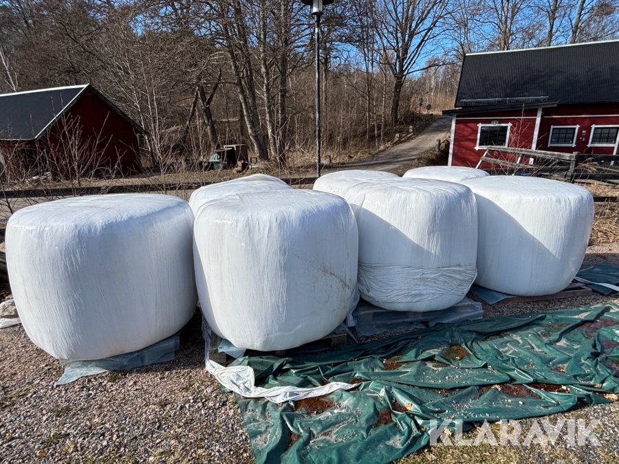 Hösilage till häst