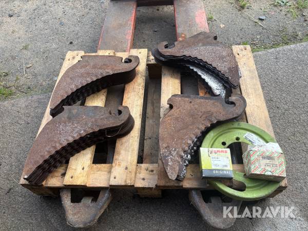 Knivar till Rundbalspress 28 + 28 st Claas