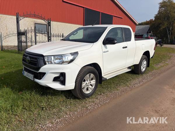Pickup Toyota Hilux Invincible