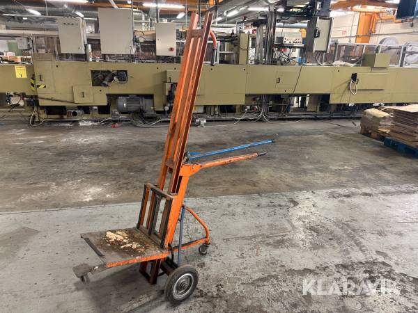 Manuell staplade lyft