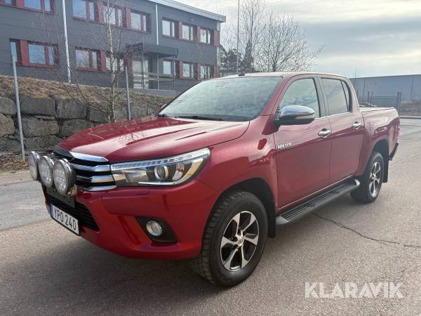 Pickup Toyota Hilux Double Cab 2,4 AWD