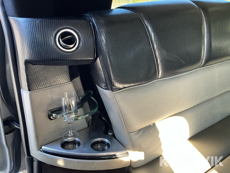 Hummer H3 Limousine