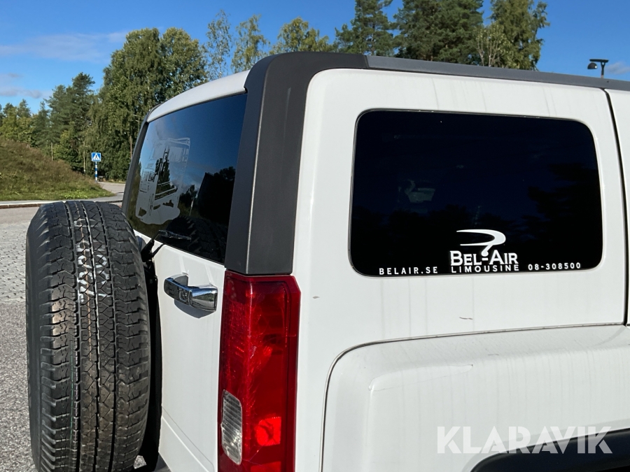Hummer H3 Limousine