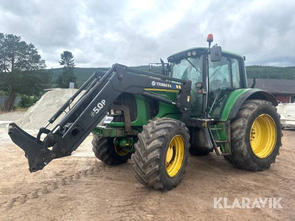 Traktor John Deere 6620 med Frontlastare