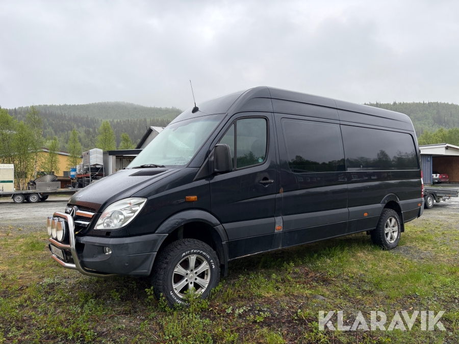 Skåpbil Mercedes-Benz Sprinter 319 CDI 4x4