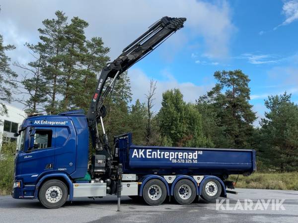 Kranväxlare Scania R520 8x2 med hiabkran