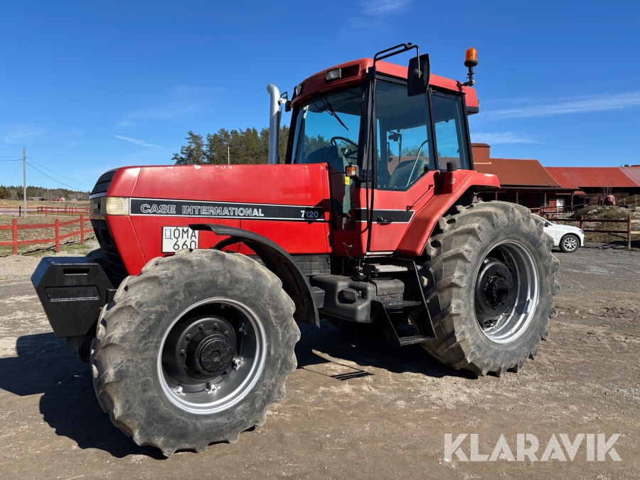 Traktor Case IH Magnum 7120