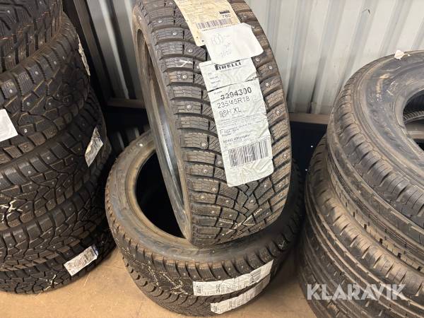 Dubbdäck Pirelli Winter Ice Zero 2 235/45R18 3st