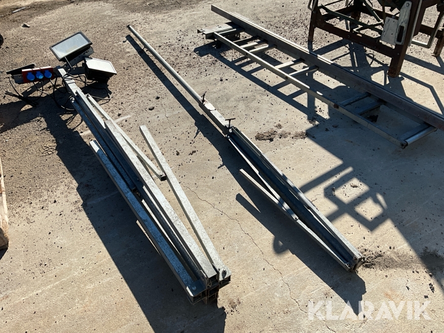 Belysningsmast 3lampor 5meter