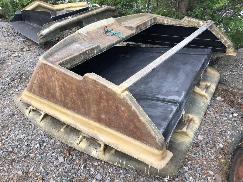 Klaravik Auktioner | Glasfiberformar för båtbygge