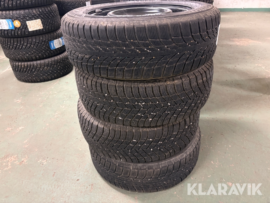 Däck med fälg Kumho Wintercraft ice wi51 205/60R16 4st