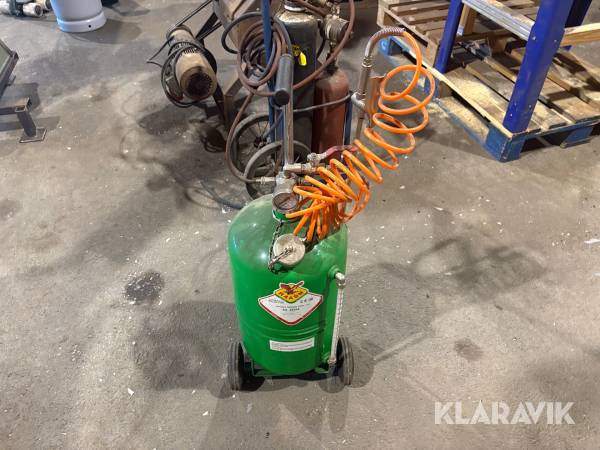 Tryckluftsdriven spruta Raasm NEB 24 L