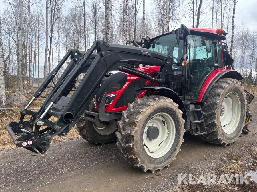 Traktor Valtra A115MH4 4WD med Frontlastare
