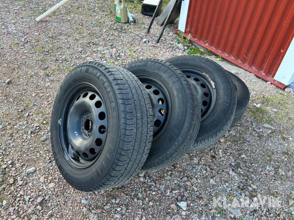 Däck med fälg Michelin 215/65R16C 5x108 4st