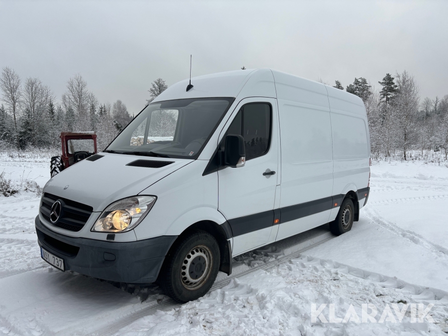 Skåpbil Mercedes-Benz Sprinter 213 CDI med extra säten