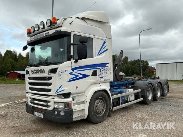 Lastväxlare Scania R580 med Hiab Log Lift kran
