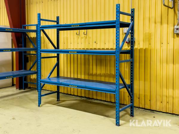 Kraftigt hyllställ i stål, 900kg  per hyllplan