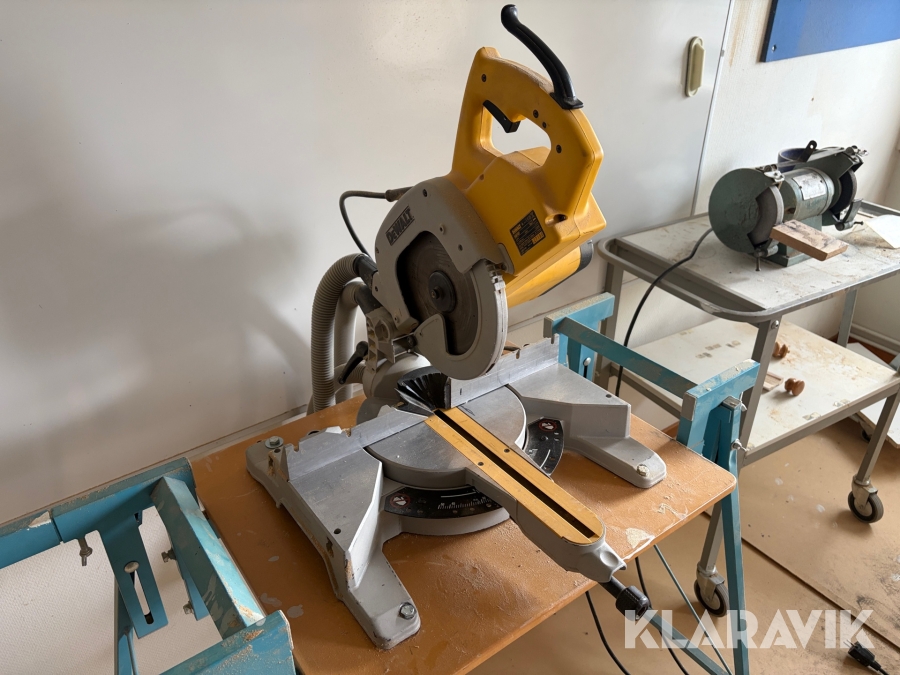 Kapmaskin Dewalt DW707