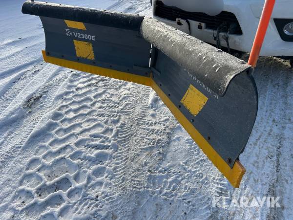 Vikplog & sandspridare till Hilux Ficon Oy V2300E & S1300