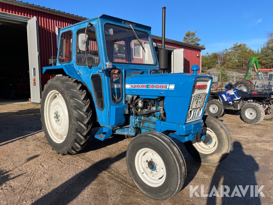 Traktor Ford 4000