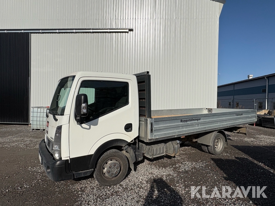 Lätt lastbil Nissan NT400