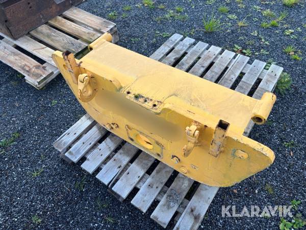 Dragfäste/ Dragbalk till Volvo L70F