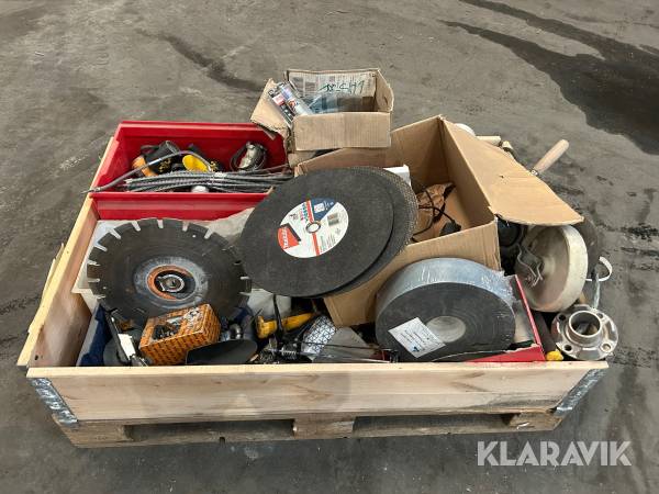 Gas, klinga, kätting mm