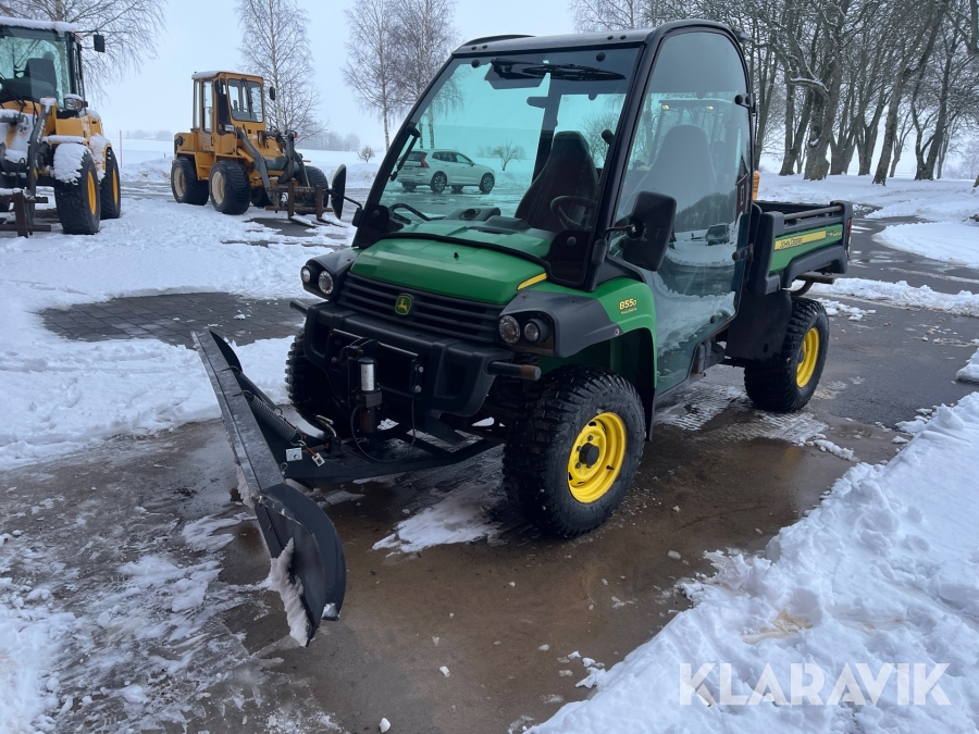 UTV John Deere Gator 855D med plogblad
