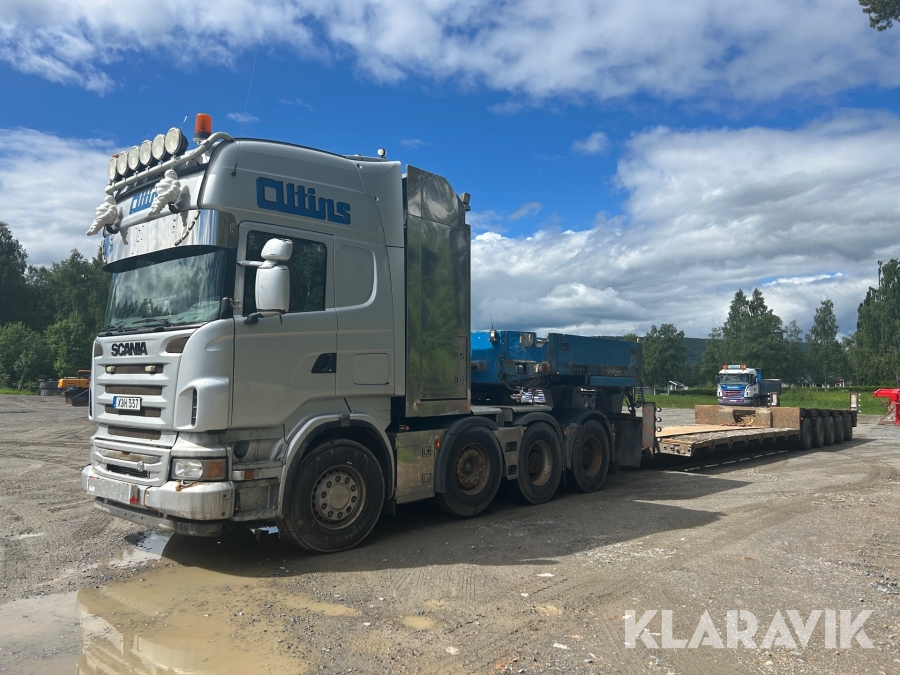 Dragbilsekipage Scania R580 LA8X4/4HNA med trailer
