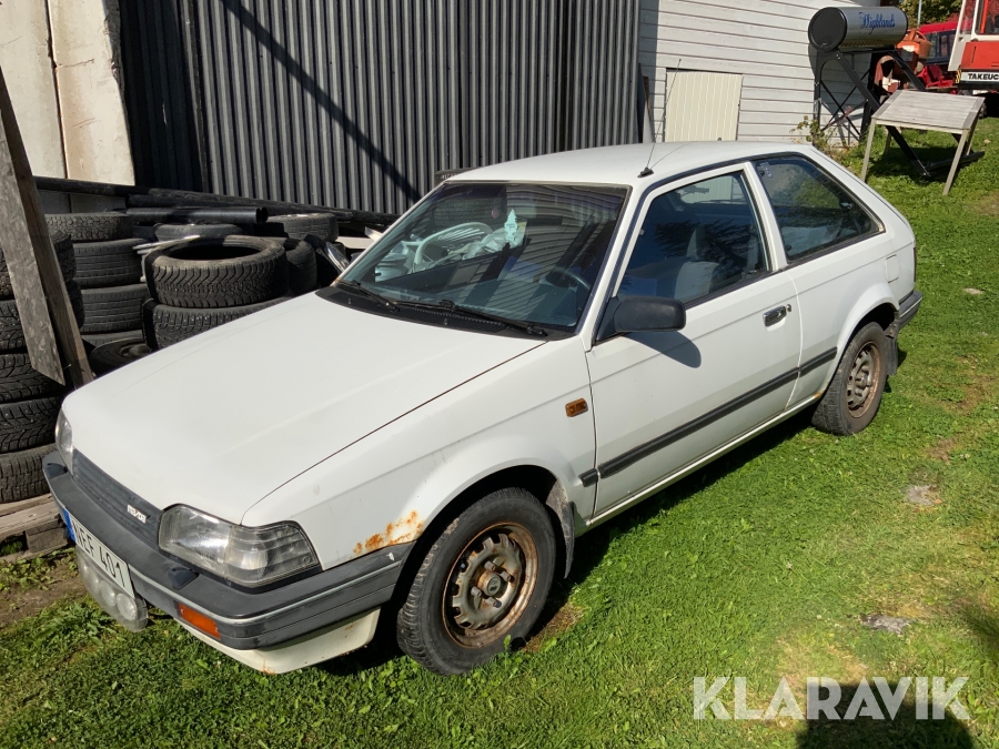 Mazda 323