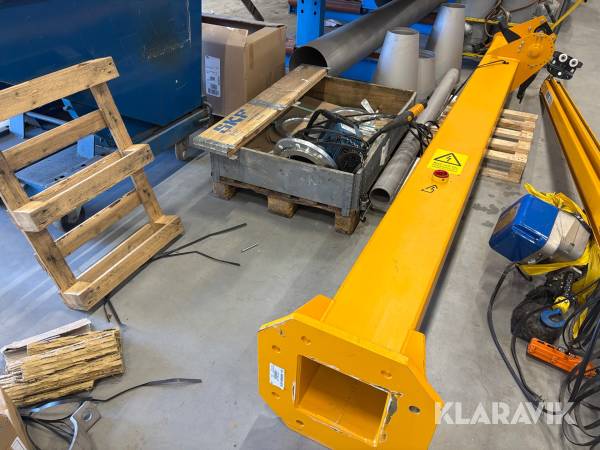 Svängkran med lyftblock Demag Abus med fundament