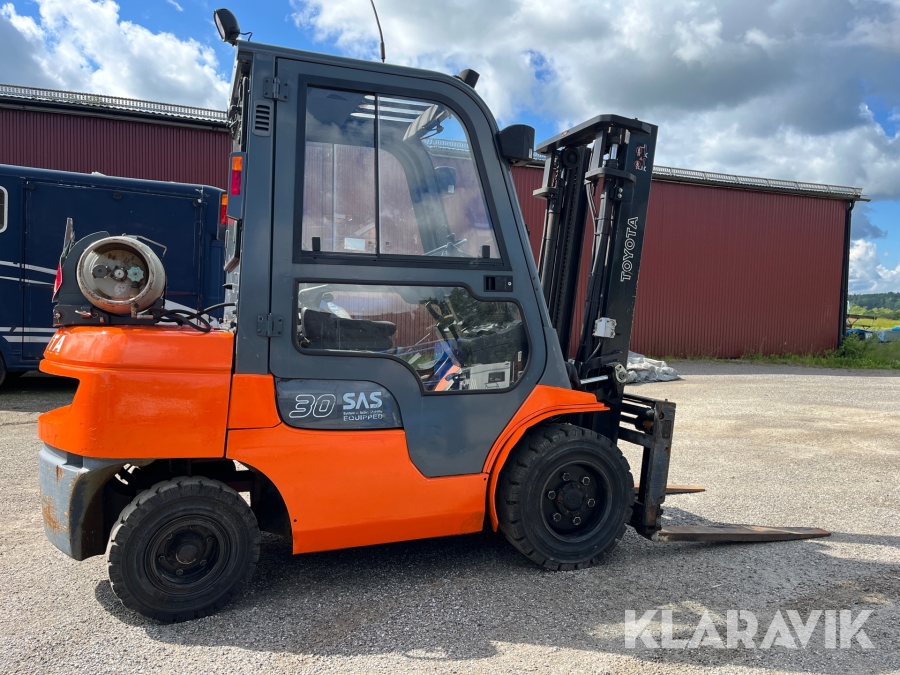 Gasoltruck Toyota 42-7FGF30