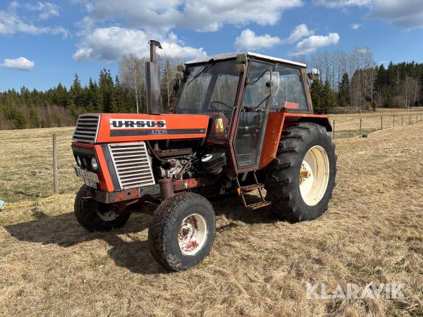 Traktor Ursus C-385