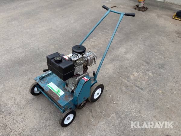 Vertikalskärare Bluebird Lawn Comber 720