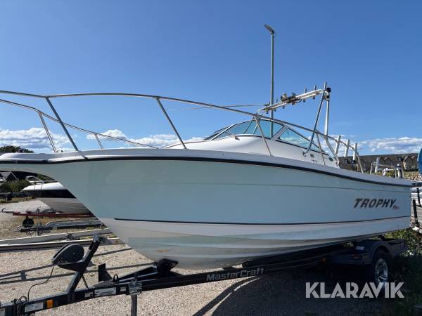 Motorbåt Bayliner Trophy Pro 2152 WA