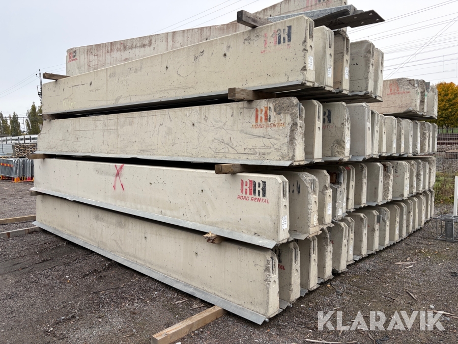 Betongbarriärer 10 st Deltabloc
