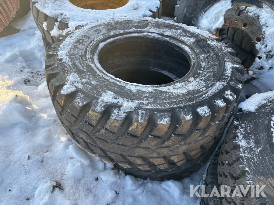 Entreprenaddäck Nokian TRI 2 340/80R18 2st