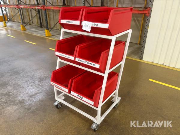 Vagn med lådor
