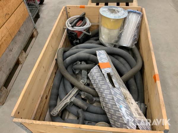 Dammsugsslang, vakuumpump och filter