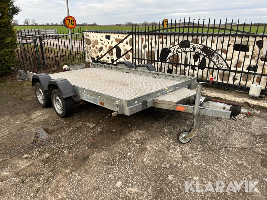 Maskintrailer Vezeko