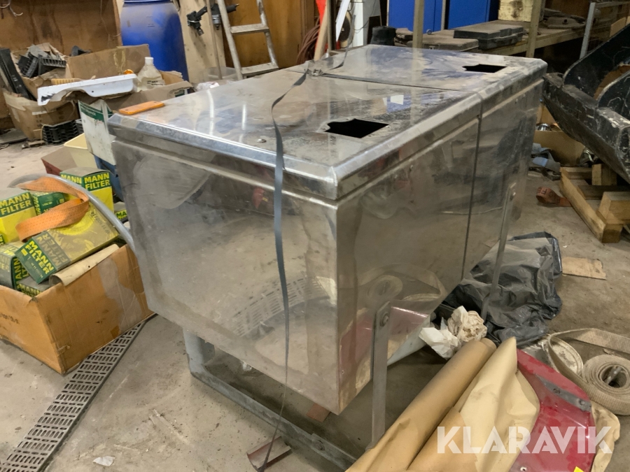 Rostfri låda för lastbil  2st