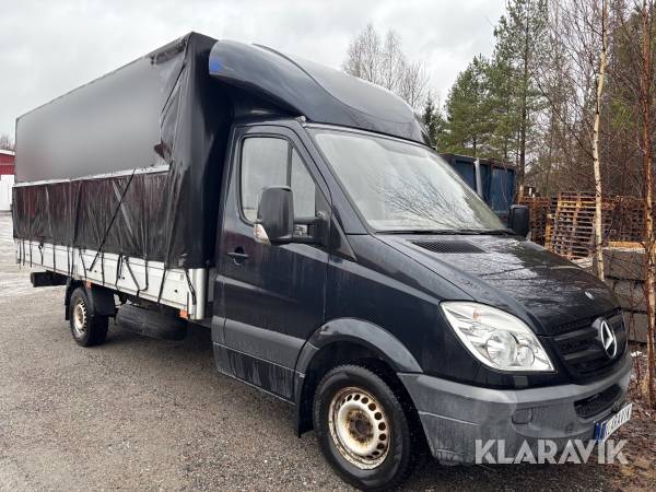Flakbil Mercedes-Benz Sprinter 313 med kapell