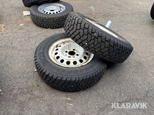 Släpvagnsdäck Goodyear Ultra Grip 400 165/80 R13 - 2st
