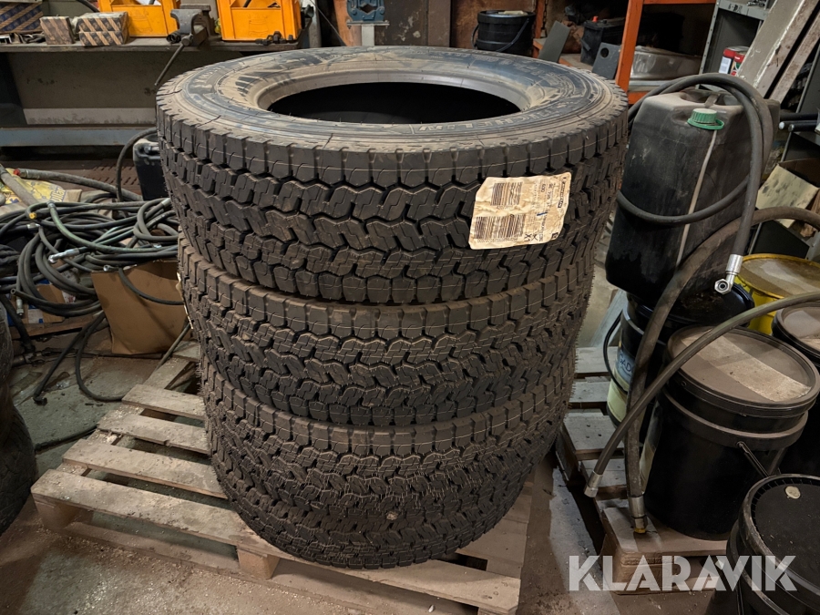 Lastbilsdäck/ Drivhjul Michelin X MULTI 245/70R 19.5 4 st