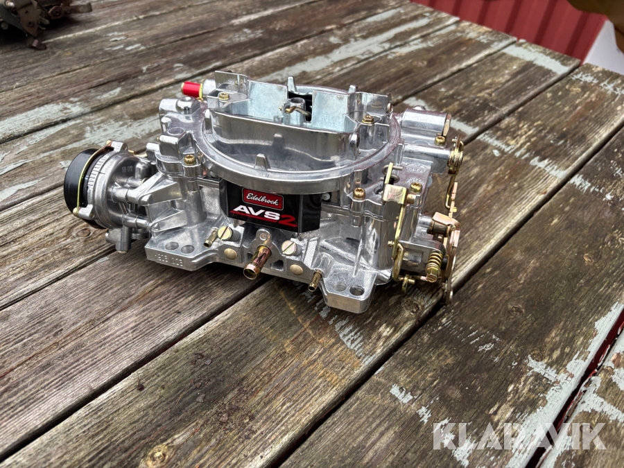Förgasare Edelbrock AVS 2
